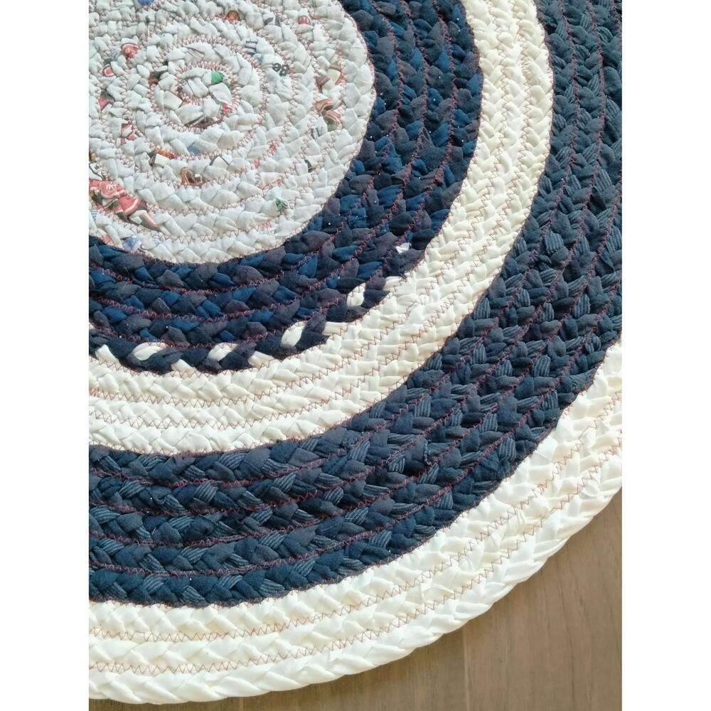 Bullseye Braided Rag Rug Round 36-inch Navy White Gray - Picture 3 of 6